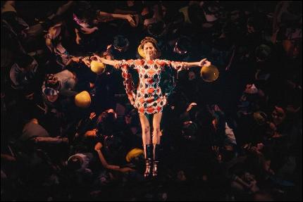 LyXn-UqWpOiF (900x599, 78 k�...)